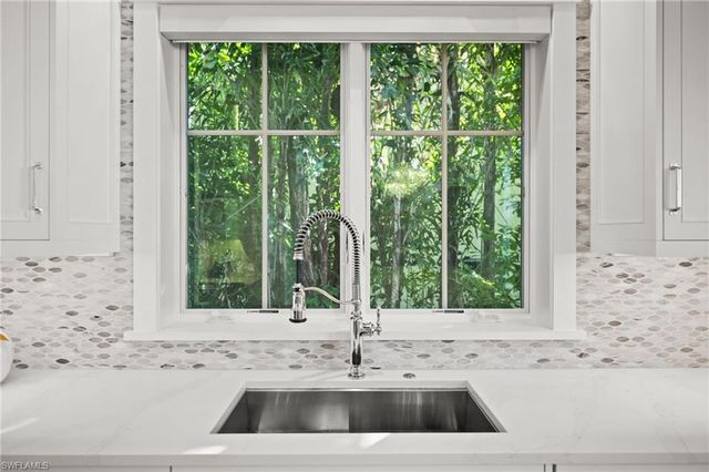 770 Park ST, Naples, FL 34102