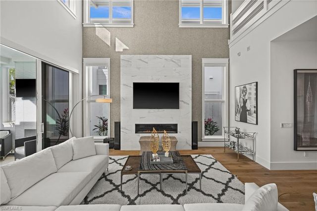 770 Park ST, Naples, FL 34102