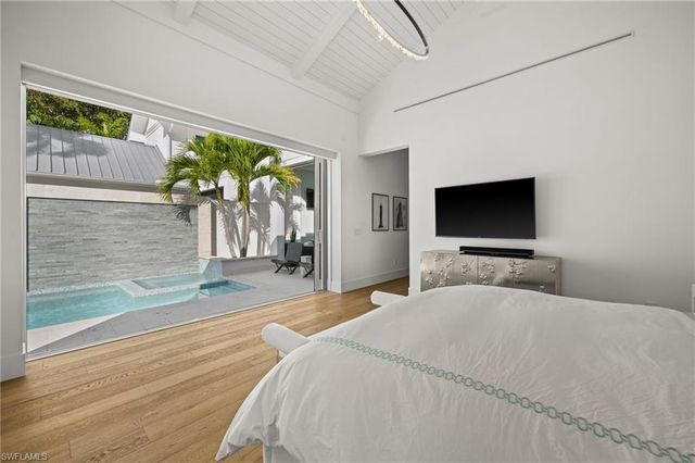 770 Park ST, Naples, FL 34102