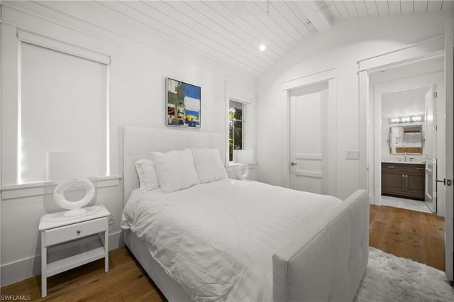 770 Park ST, Naples, FL 34102