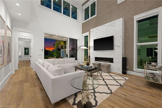 770 Park ST, Naples, FL 34102