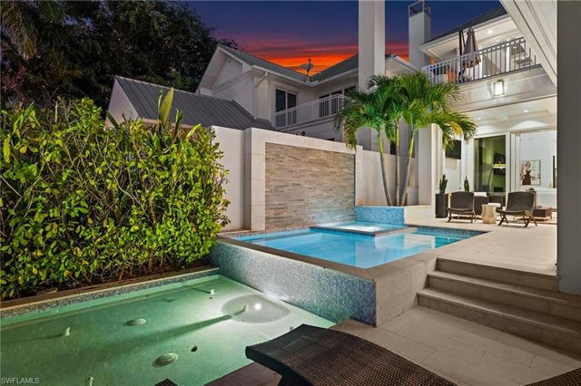 770 Park ST, Naples, FL 34102