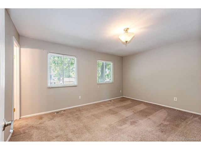4674 S Estes St, Littleton, CO 80123