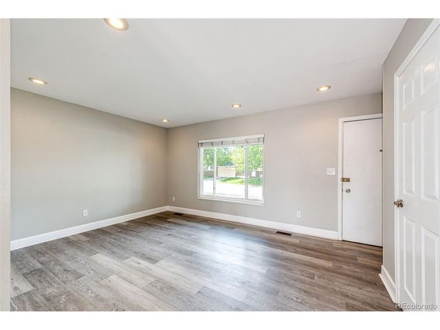4674 S Estes St, Littleton, CO 80123