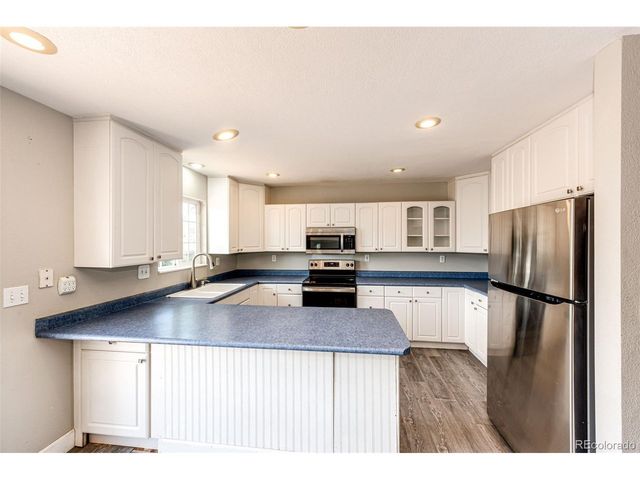 4674 S Estes St, Littleton, CO 80123