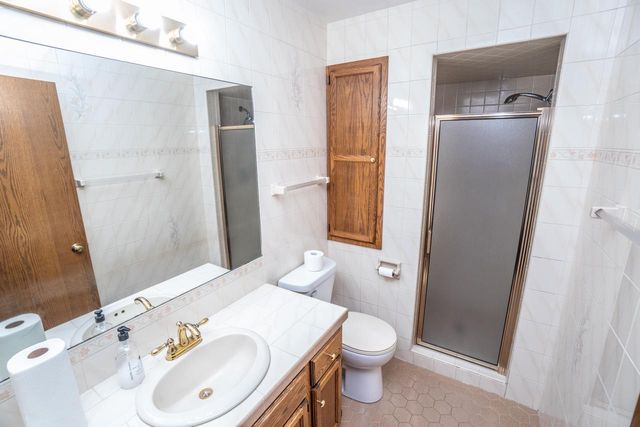 W179N9765 Riversbend CIRCLE W, Germantown, WI 53022