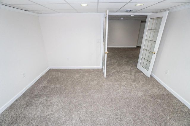 W179N9765 Riversbend CIRCLE W, Germantown, WI 53022