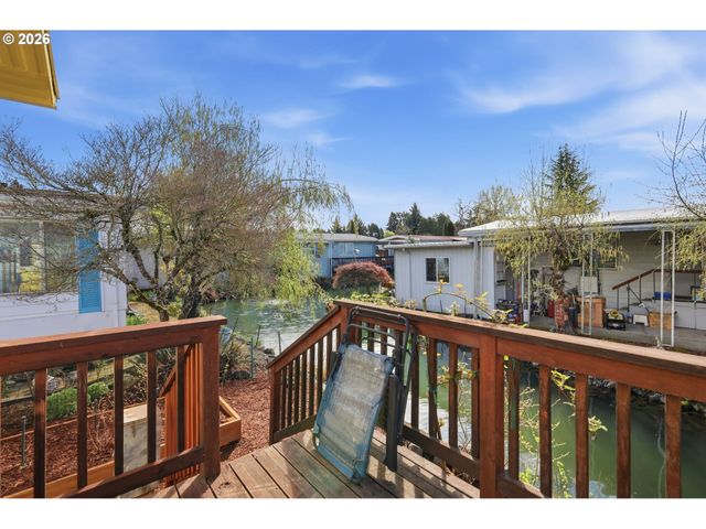 1800 LAKEWOOD Ct 134, Eugene, OR 97402