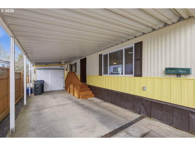 1800 LAKEWOOD Ct 134, Eugene, OR 97402