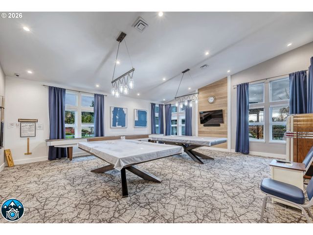 1800 LAKEWOOD Ct 134, Eugene, OR 97402