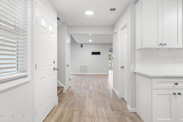 15 Twain Court, Freehold, NJ 07728