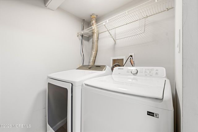 15 Twain Court, Freehold, NJ 07728