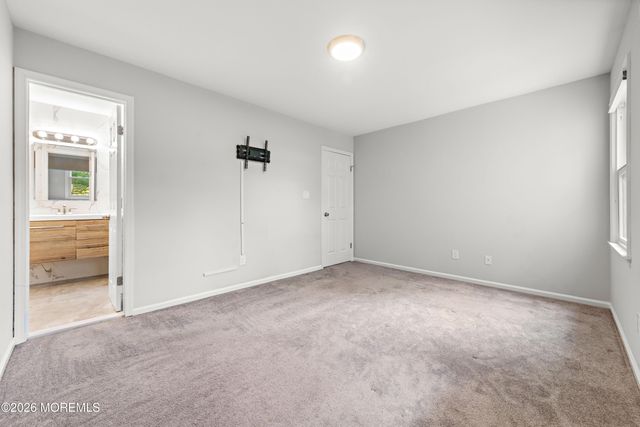 15 Twain Court, Freehold, NJ 07728