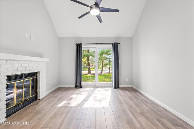 15 Twain Court, Freehold, NJ 07728