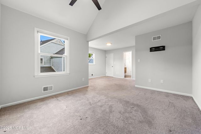 15 Twain Court, Freehold, NJ 07728