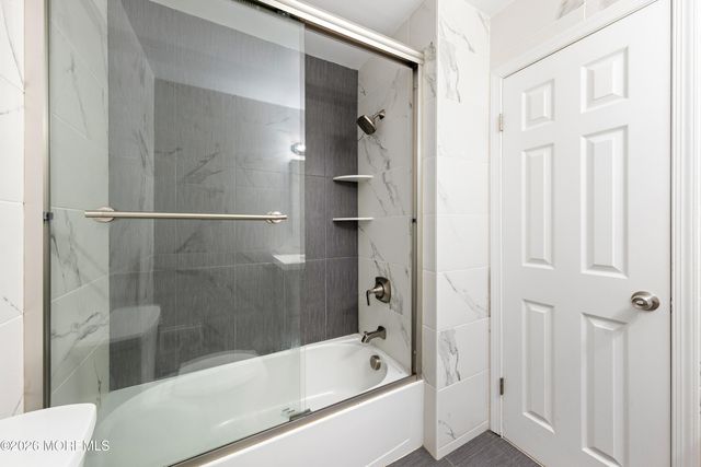 15 Twain Court, Freehold, NJ 07728