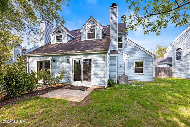 15 Twain Court, Freehold, NJ 07728