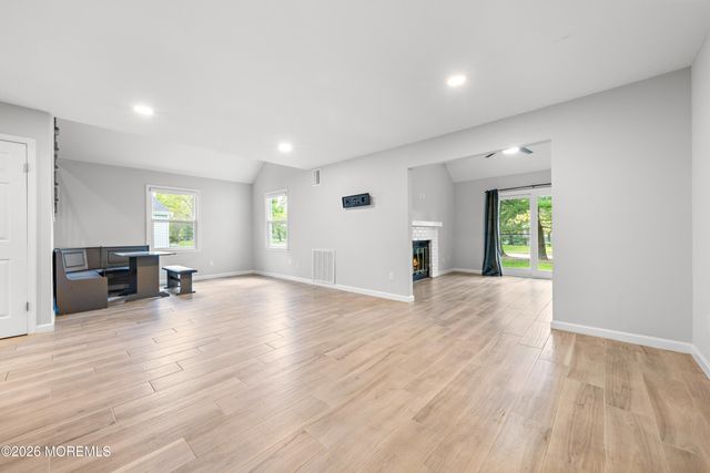 15 Twain Court, Freehold, NJ 07728