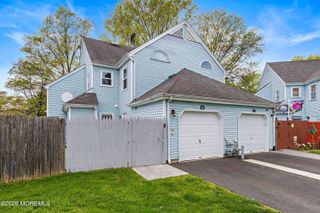 15 Twain Court, Freehold, NJ 07728