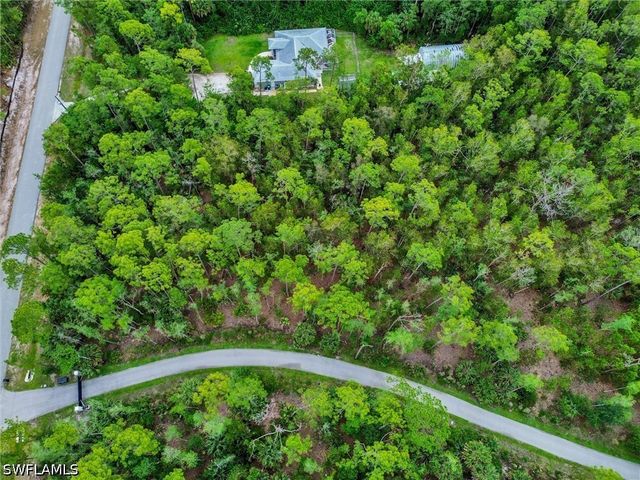 5040 CHERRY WOOD DR, Naples, FL 34119