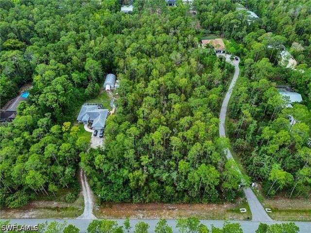 5040 CHERRY WOOD DR, Naples, FL 34119