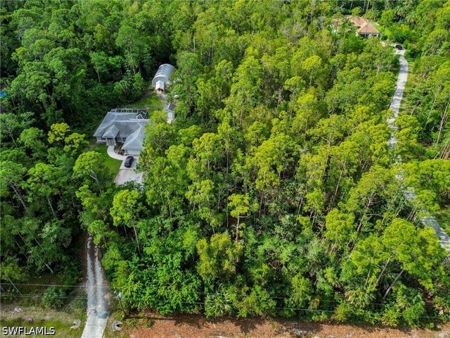 5040 CHERRY WOOD DR, Naples, FL 34119