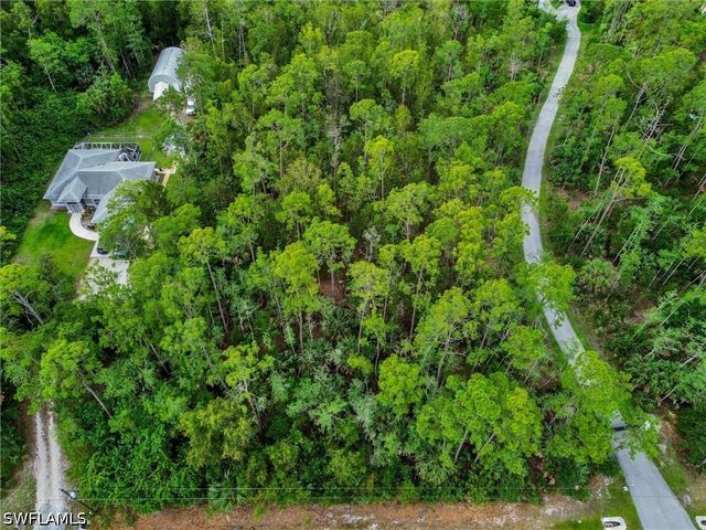 5040 CHERRY WOOD DR, Naples, FL 34119