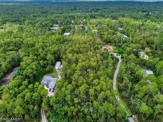 5040 CHERRY WOOD DR, Naples, FL 34119