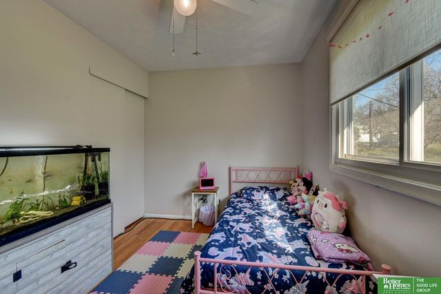 8812 Valley View Drive, La Vista, NE 68128