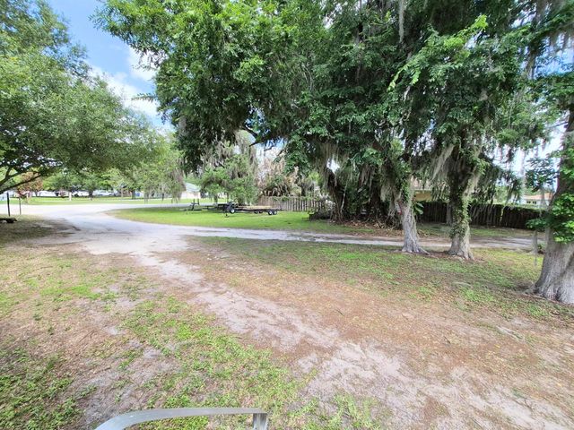 301 SE 5th Avenue, Okeechobee, FL 34974