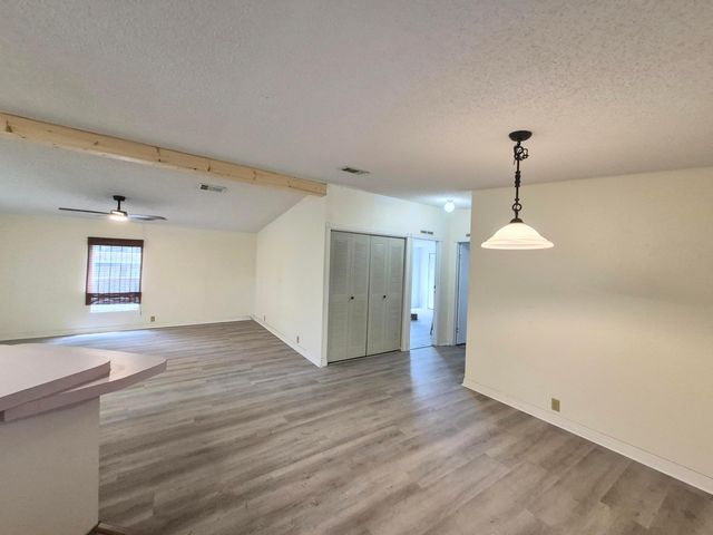 301 SE 5th Avenue, Okeechobee, FL 34974