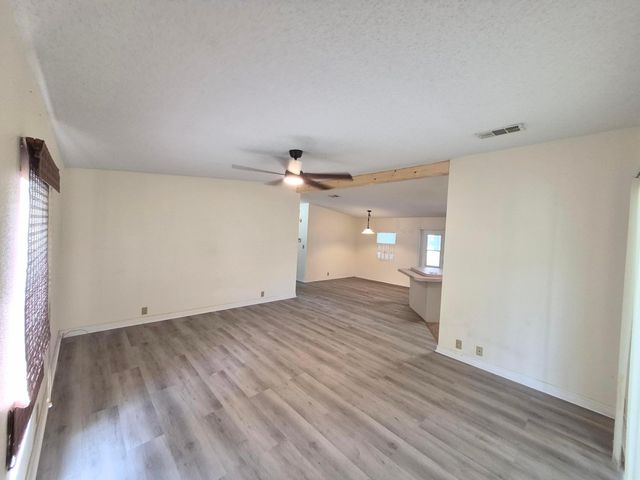 301 SE 5th Avenue, Okeechobee, FL 34974