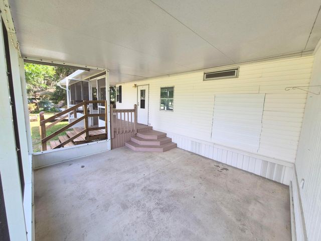 301 SE 5th Avenue, Okeechobee, FL 34974