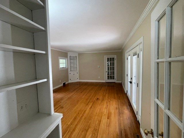 117 Hazardville Rd, Longmeadow, MA 01106