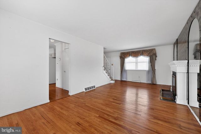 1070 PORCHTOWN RD, Franklinville, NJ 08322