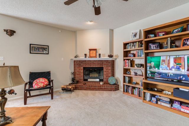 5915 8th Street, Lubbock, TX 79416