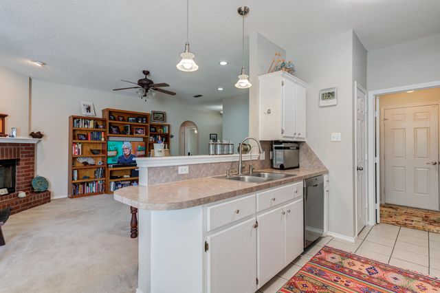 5915 8th Street, Lubbock, TX 79416