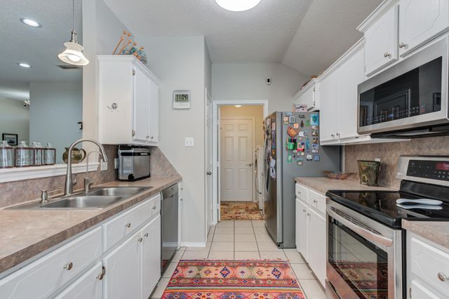 5915 8th Street, Lubbock, TX 79416