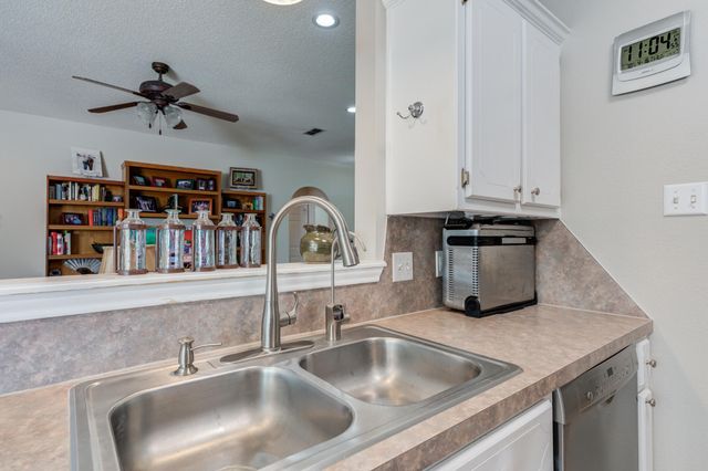5915 8th Street, Lubbock, TX 79416
