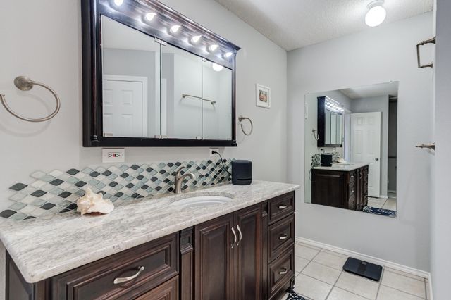 5915 8th Street, Lubbock, TX 79416