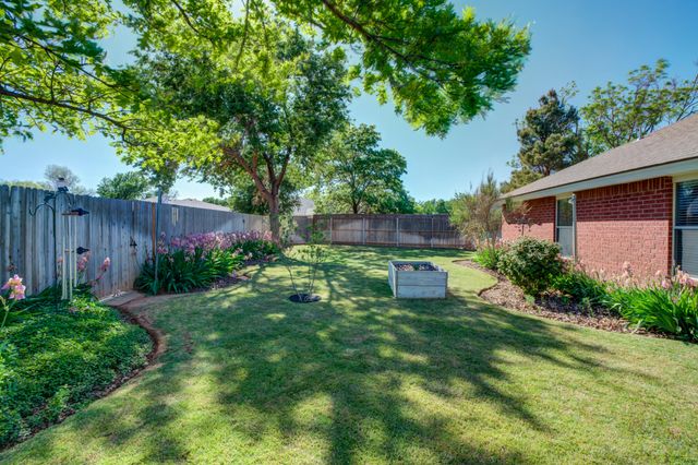 5915 8th Street, Lubbock, TX 79416