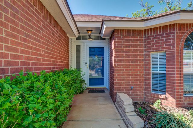5915 8th Street, Lubbock, TX 79416