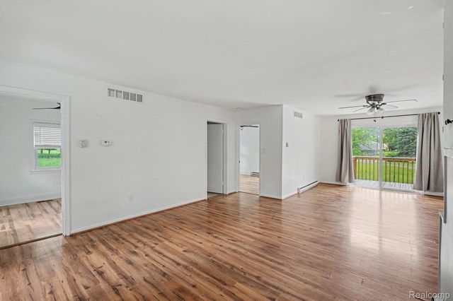 5380 Center Street, Village Of Clarkston, MI 48346