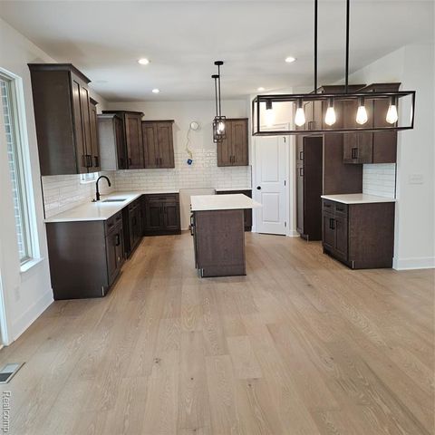 50555 Timberstone Drive, Macomb, MI 48042
