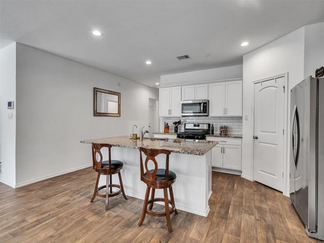 2521 Honey Nest Lane, Conroe, TX 77301