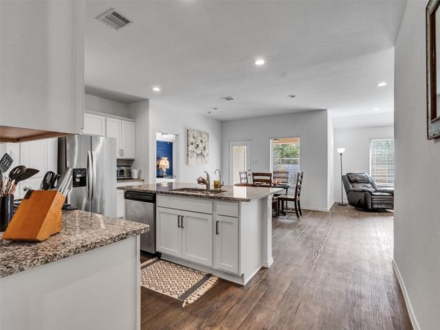 2521 Honey Nest Lane, Conroe, TX 77301