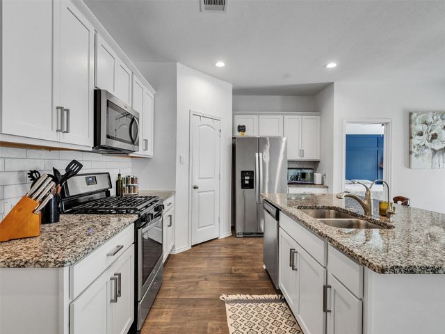 2521 Honey Nest Lane, Conroe, TX 77301