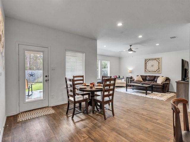 2521 Honey Nest Lane, Conroe, TX 77301