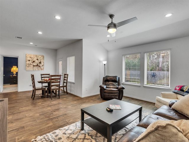 2521 Honey Nest Lane, Conroe, TX 77301