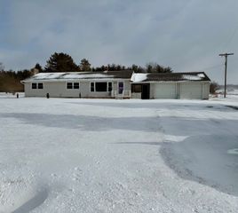 8993 S Morrice Road, Bennington Twp, MI 48857